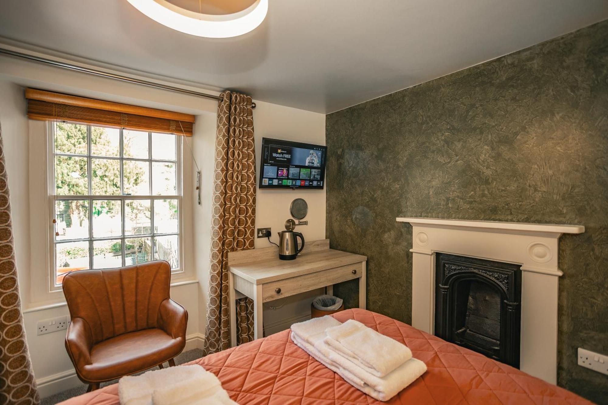 Rooms At The Apple Pie Ембълсайд Екстериор снимка