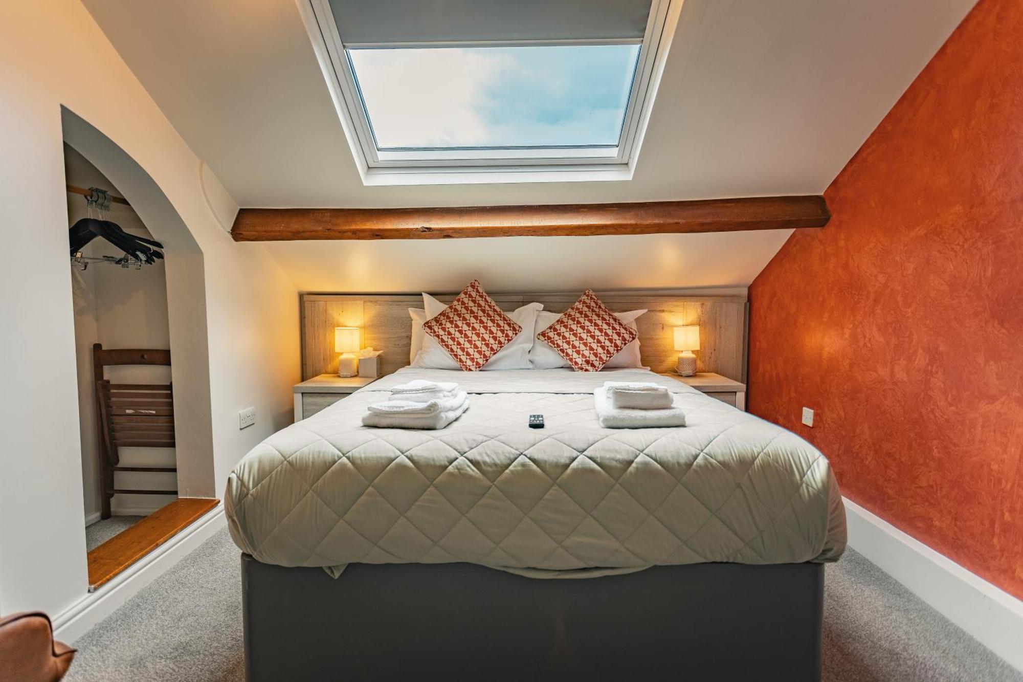 Rooms At The Apple Pie Ембълсайд Екстериор снимка