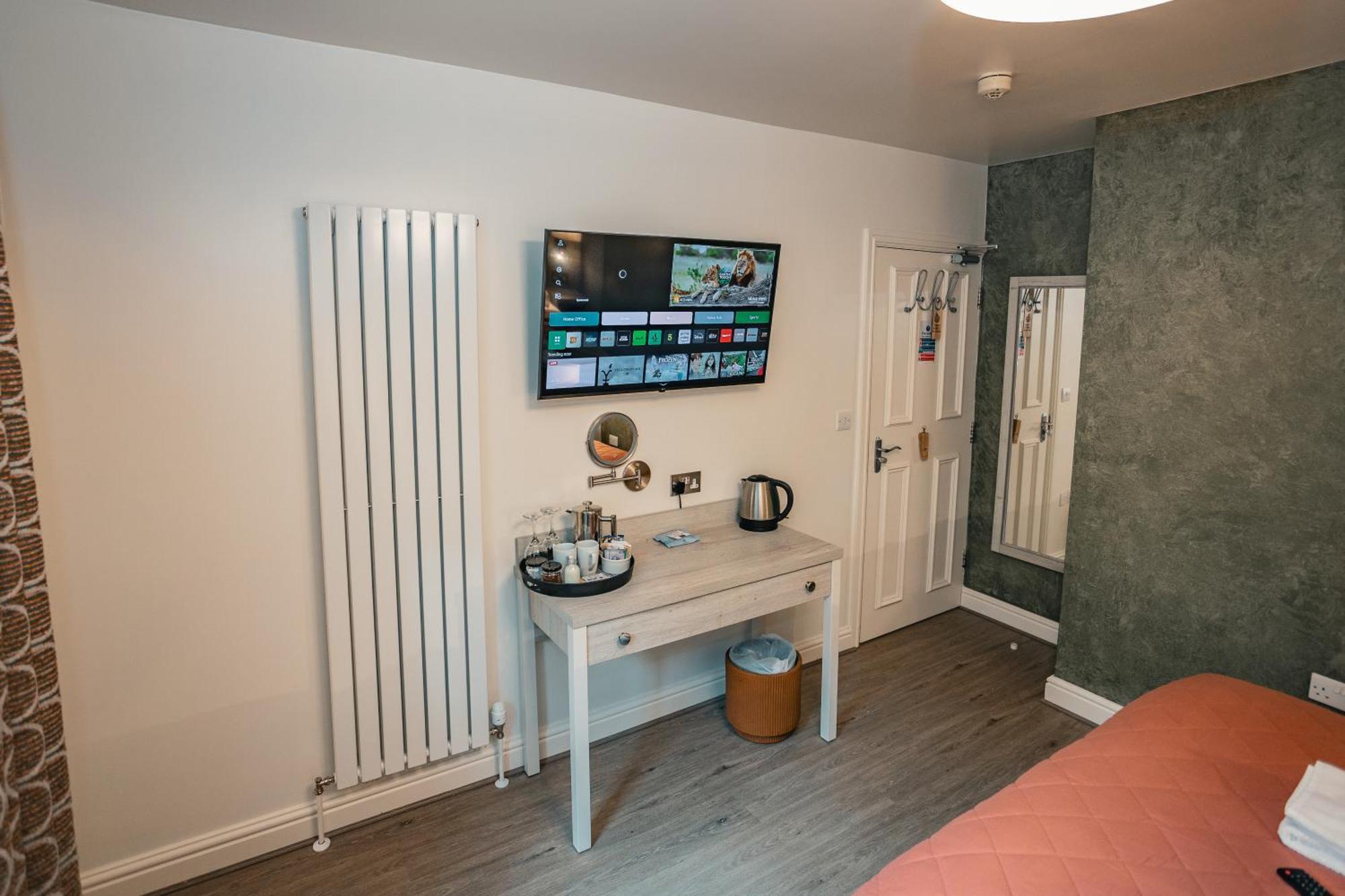 Rooms At The Apple Pie Ембълсайд Екстериор снимка